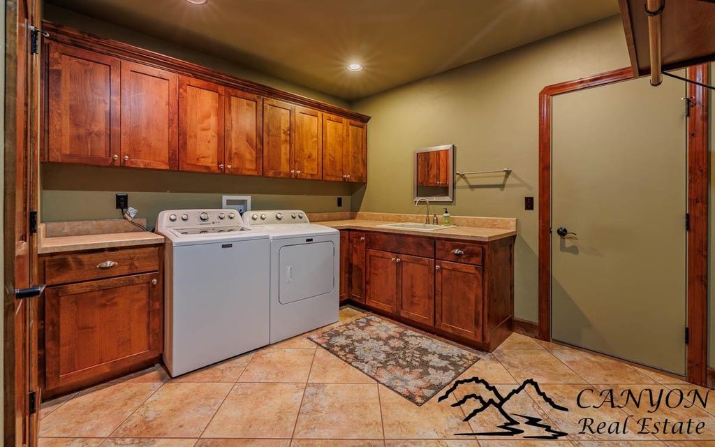 701 Olive Glenn Dr, Cody, WY 82414 photo 32