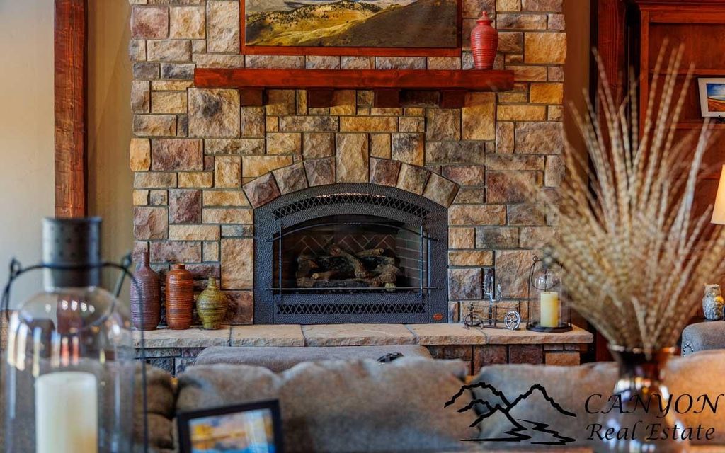 701 Olive Glenn Dr, Cody, WY 82414 photo 8