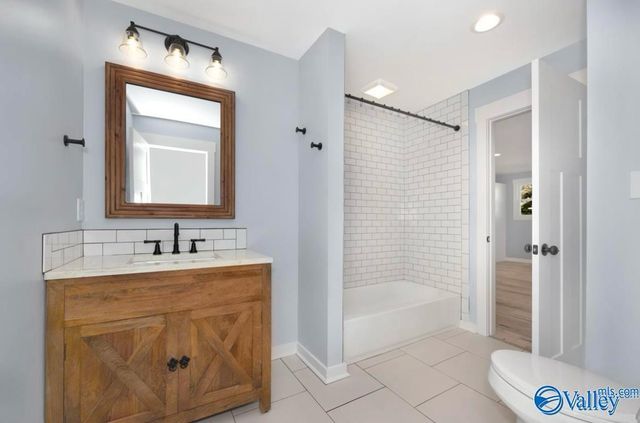 3904 SW Cypress Avenue, Huntsville, AL 35805