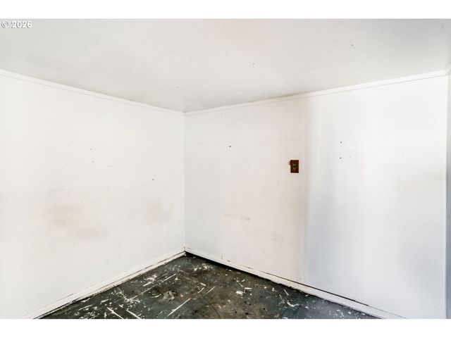 1680 Se MAPLE Ct, Hillsboro, OR 97123