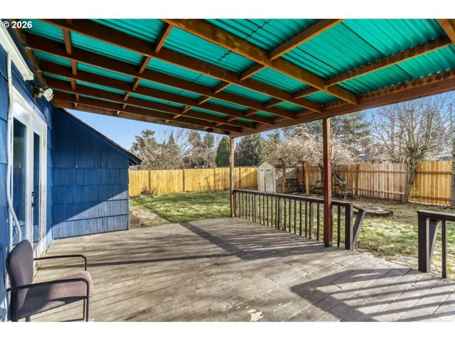 1680 Se MAPLE Ct, Hillsboro, OR 97123