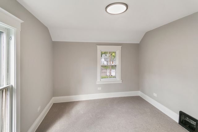 1525 Burr Oak Road, Homewood, IL 60430