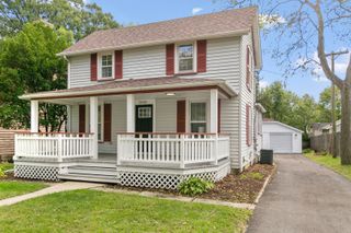 1525 Burr Oak Road, Homewood, IL 60430