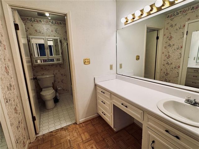 8 Cobblestone Way W, Mobile, AL 36608