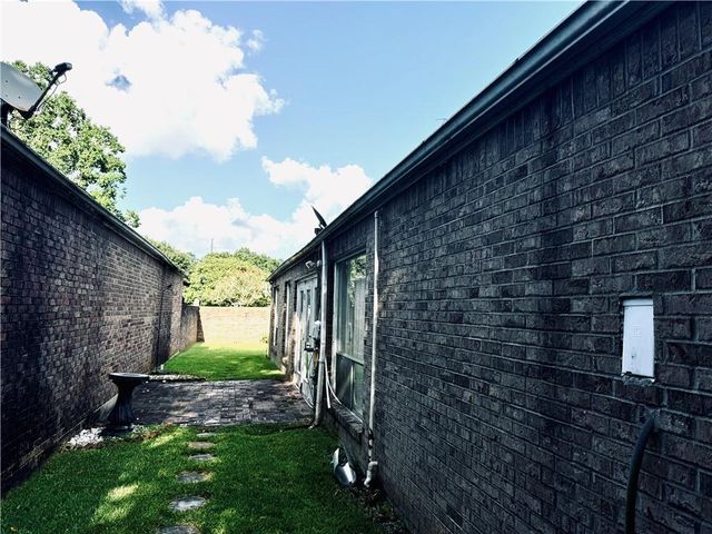 8 Cobblestone Way W, Mobile, AL 36608