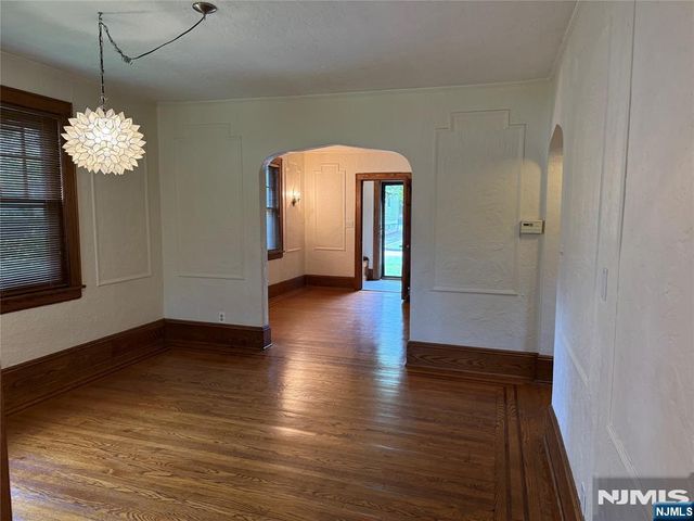37 Columbus Avenue, Harrington Park, NJ 07640