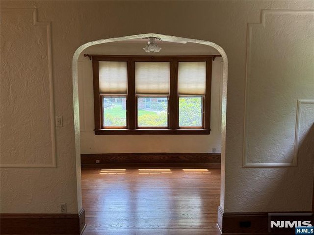 37 Columbus Avenue, Harrington Park, NJ 07640