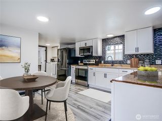 3001 S 288TH Street #111, Federal Way, WA 98003