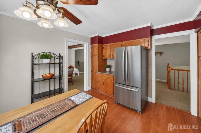 10 Remington Drive, Edison, NJ 08820