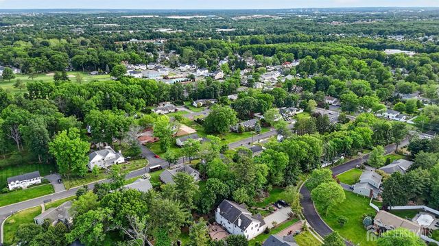 10 Remington Drive, Edison, NJ 08820