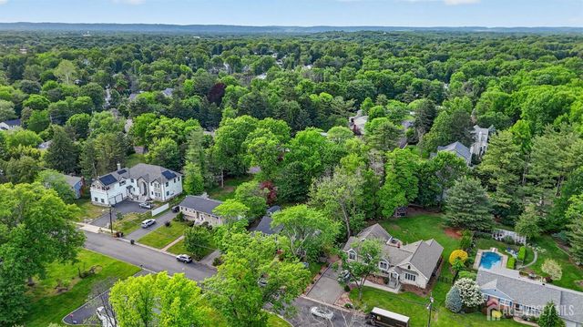 10 Remington Drive, Edison, NJ 08820