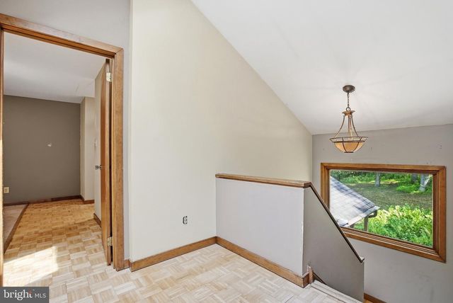 3 UPPER BANK DR, Chadds Ford, PA 19317