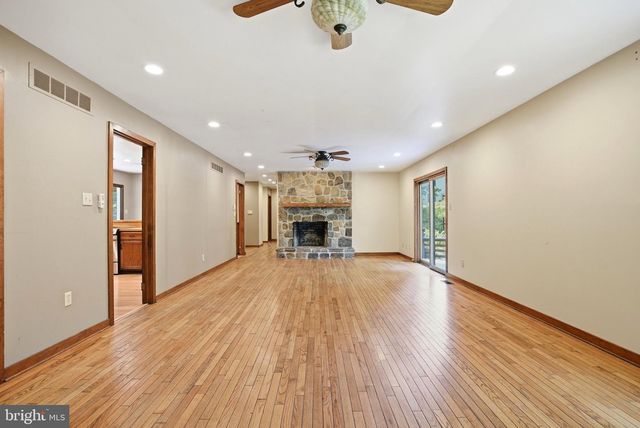 3 UPPER BANK DR, Chadds Ford, PA 19317