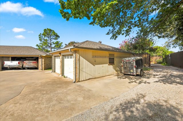 308 Drexel Drive, Grapevine, TX 76051
