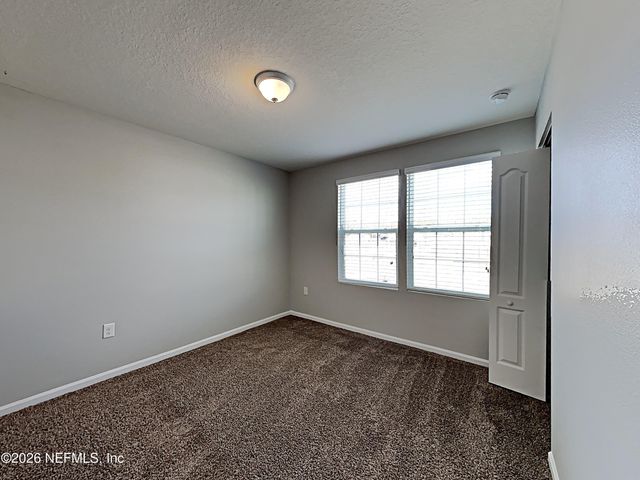 2209 PEBBLE POINT Drive, Green Cove Springs, FL 32043