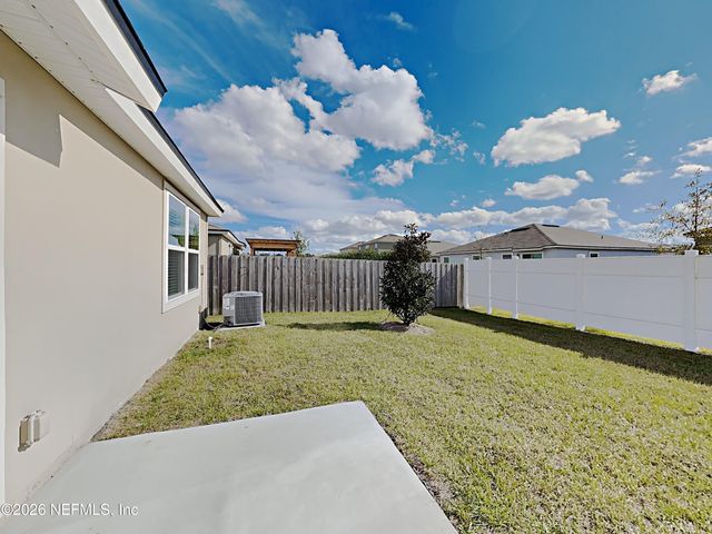 2209 PEBBLE POINT Drive, Green Cove Springs, FL 32043