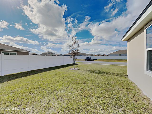 2209 PEBBLE POINT Drive, Green Cove Springs, FL 32043