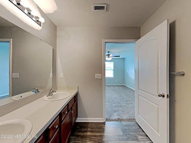2209 PEBBLE POINT Drive, Green Cove Springs, FL 32043