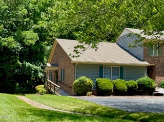 1306 Oakridge Avenue, Henderson, NC 27536