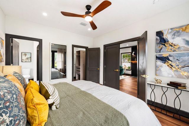 2701 4TH AVENUE N, St Petersburg, FL 33713