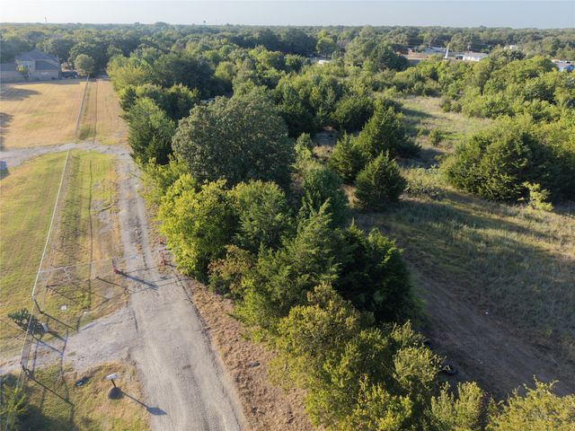 13305 Greengrove Lane, Dallas, TX 75253