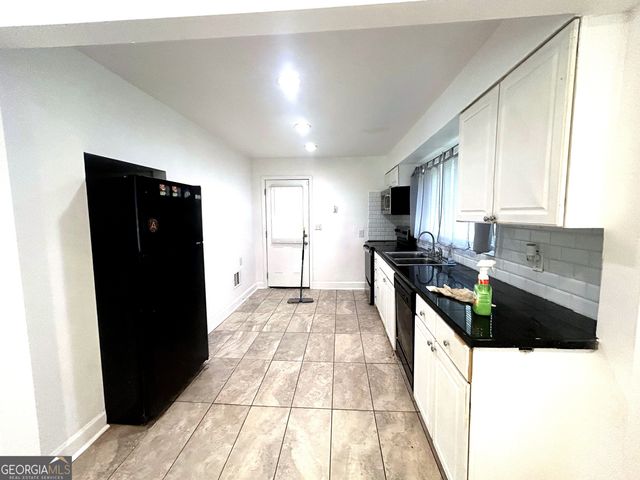 1792 Austin Drive, Decatur, GA 30032