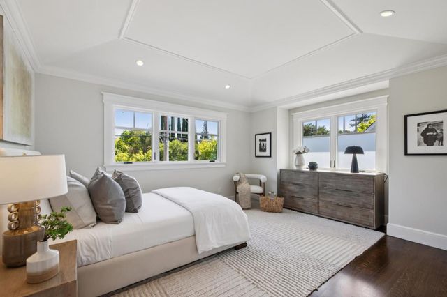 1150 Byron Street, Palo Alto, CA 94301