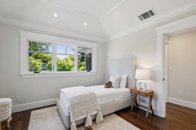 1150 Byron Street, Palo Alto, CA 94301