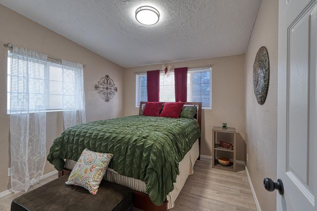 1844 Elizabeth Street NE, Albuquerque, NM 87112