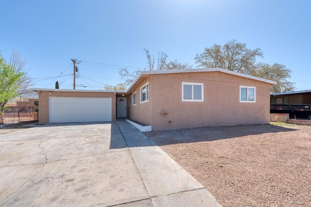 1844 Elizabeth Street NE, Albuquerque, NM 87112