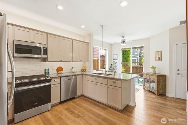 2773 NE Magnolia Street, Issaquah, WA 98029