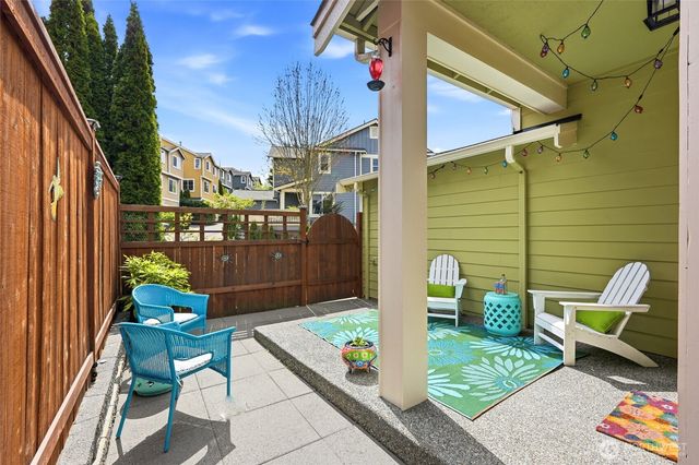2773 NE Magnolia Street, Issaquah, WA 98029