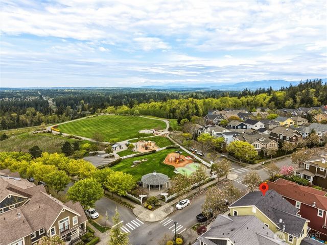 2773 NE Magnolia Street, Issaquah, WA 98029