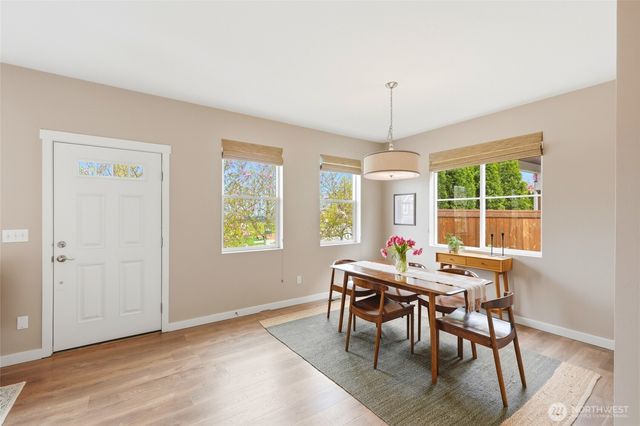 2773 NE Magnolia Street, Issaquah, WA 98029