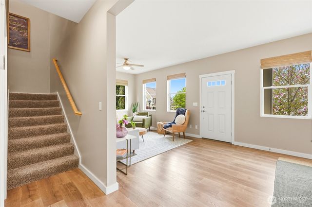 2773 NE Magnolia Street, Issaquah, WA 98029