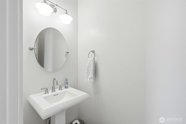 2773 NE Magnolia Street, Issaquah, WA 98029