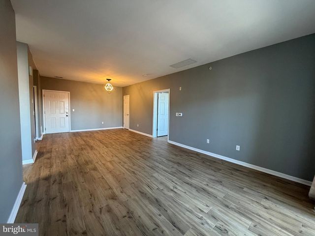 1344 SIERRA DR, Hamilton, NJ 08619