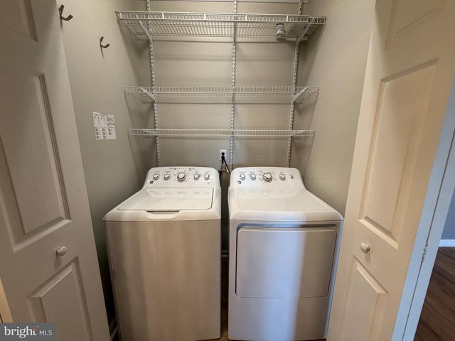 1344 SIERRA DR, Hamilton, NJ 08619