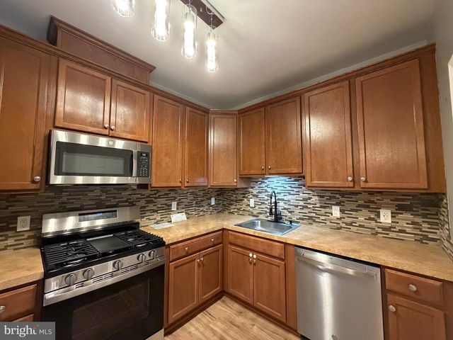 1344 SIERRA DR, Hamilton, NJ 08619