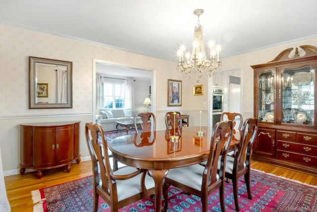 10 Rose Hill Road, Briarcliff Manor, NY 10510