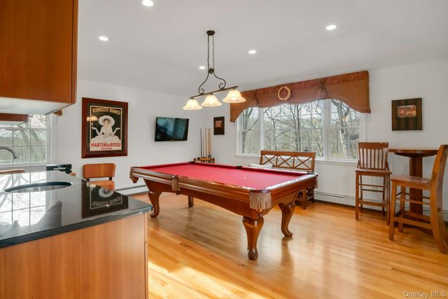 10 Rose Hill Road, Briarcliff Manor, NY 10510