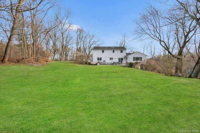 10 Rose Hill Road, Briarcliff Manor, NY 10510