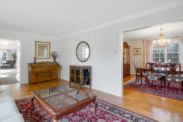 10 Rose Hill Road, Briarcliff Manor, NY 10510