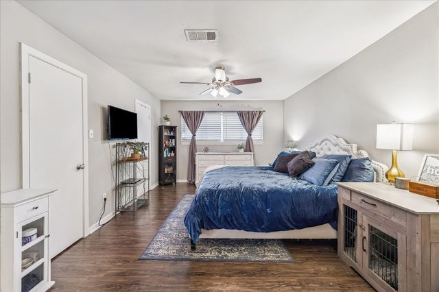 5811 Spruce Forest Drive, Houston, TX 77092