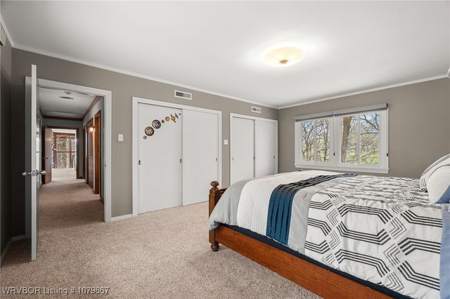 4 Berry Hill Road, Fort Smith, AR 72903