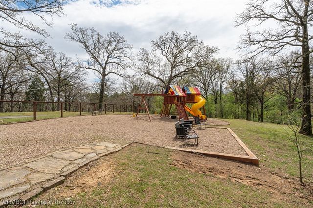 4 Berry Hill Road, Fort Smith, AR 72903