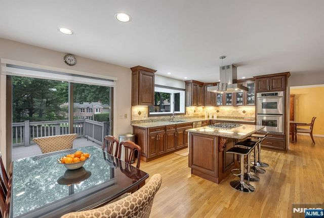 12 Jason Woods Road, Closter, NJ 07624