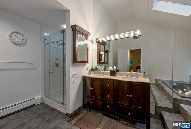 12 Jason Woods Road, Closter, NJ 07624