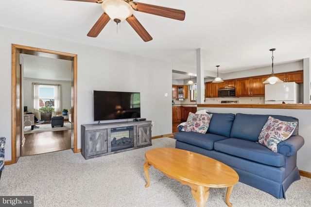 527 SAXER AVE, Springfield, PA 19064