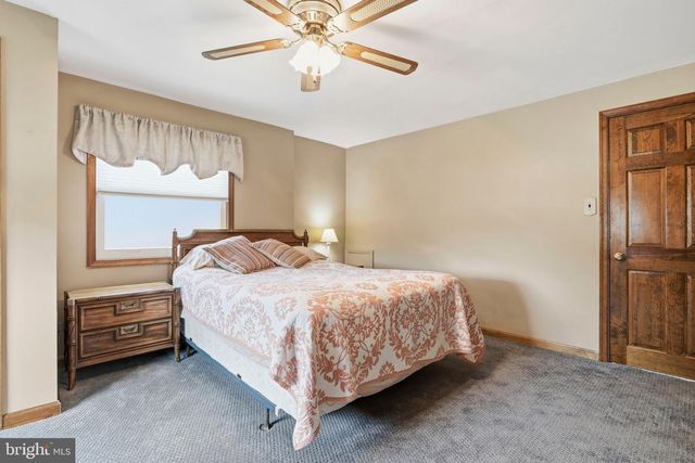 527 SAXER AVE, Springfield, PA 19064